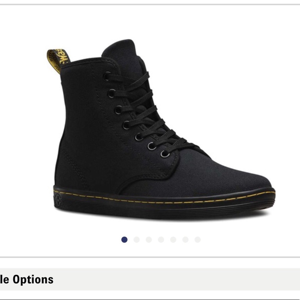 Canvas Dr Marten